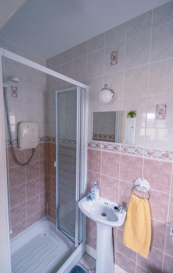 Strandhill Home, One Minute From The Beach And Pubs Eksteriør billede