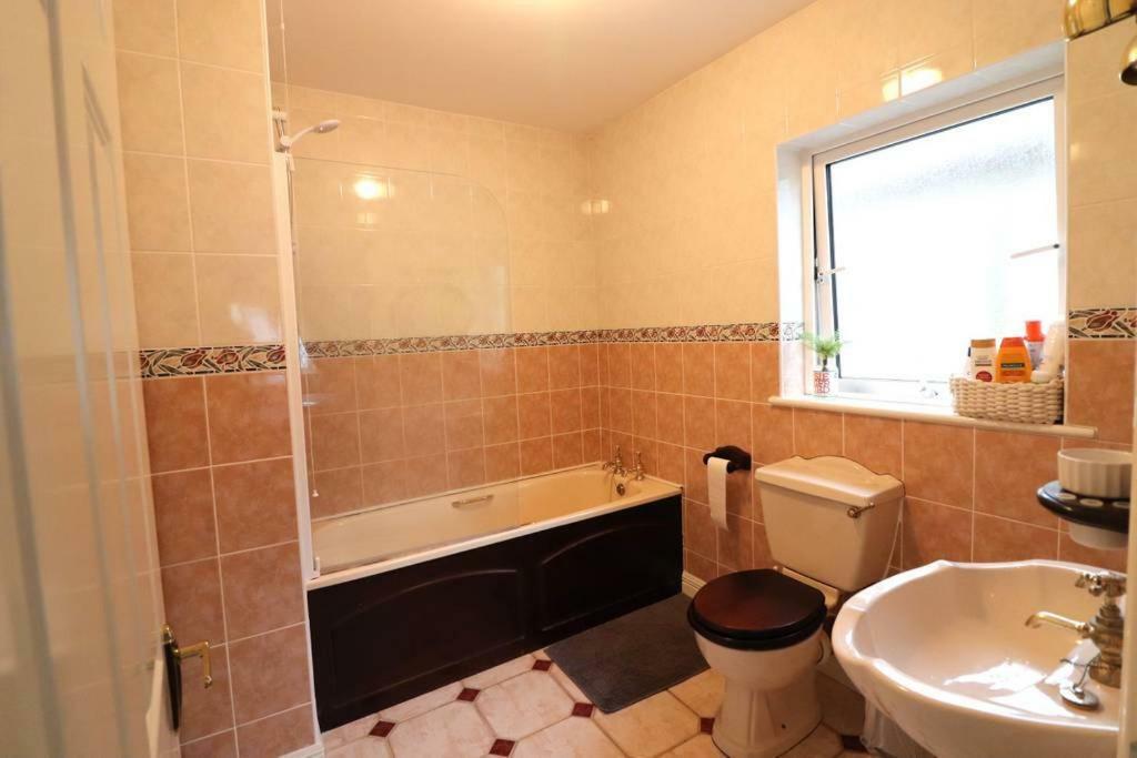 Strandhill Home, One Minute From The Beach And Pubs Eksteriør billede