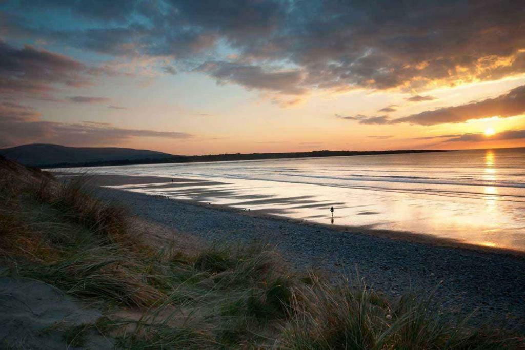 Strandhill Home, One Minute From The Beach And Pubs Eksteriør billede