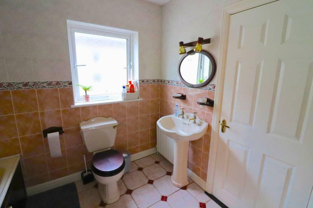Strandhill Home, One Minute From The Beach And Pubs Eksteriør billede